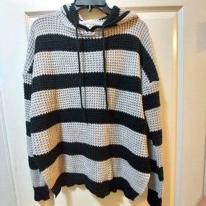 Ardene Cannigan Long Sleeve Hoodie Sweater Black and Gray Size SP